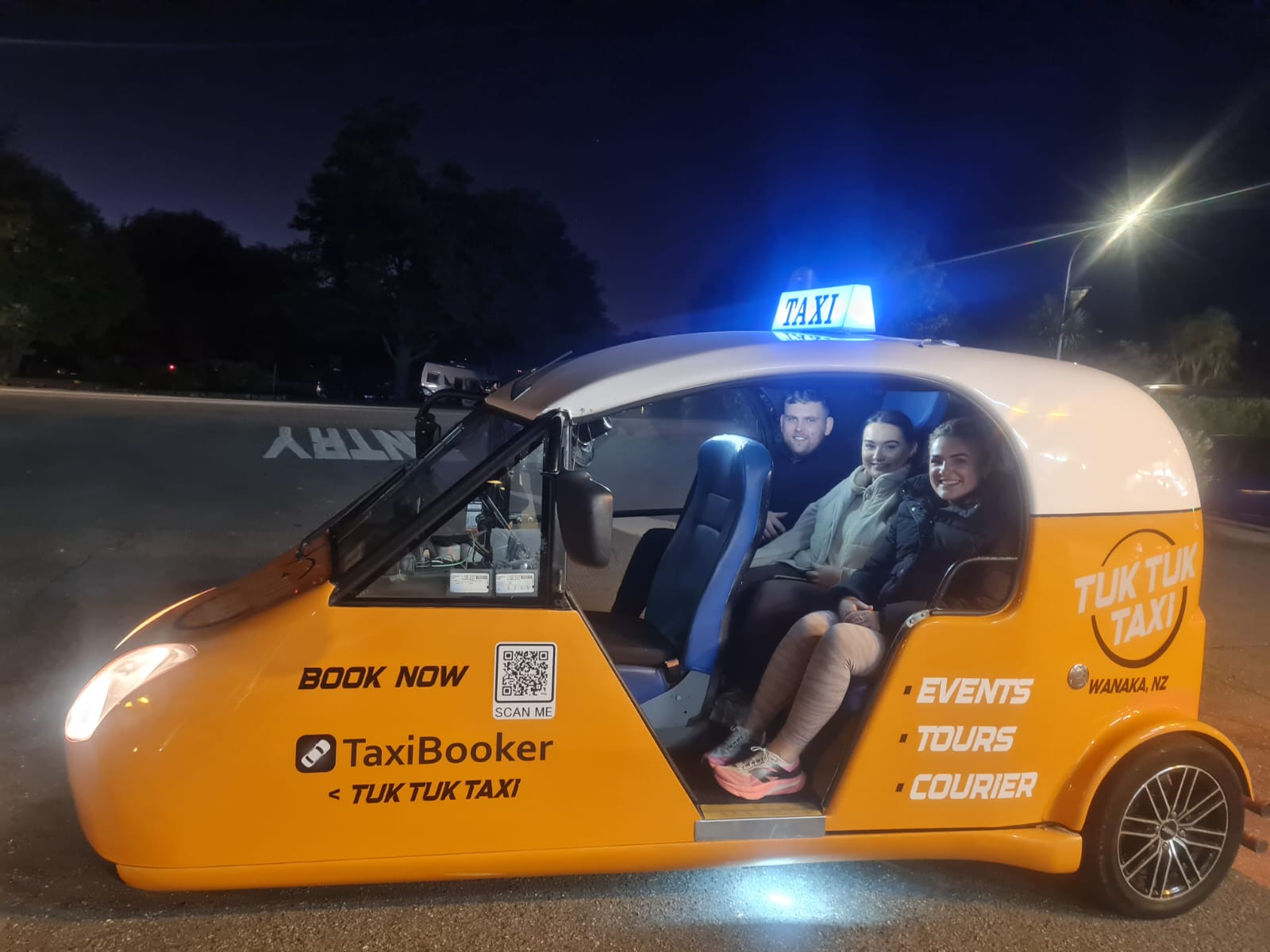 Evening Rides Wanaka Tuk Tuk Taxis