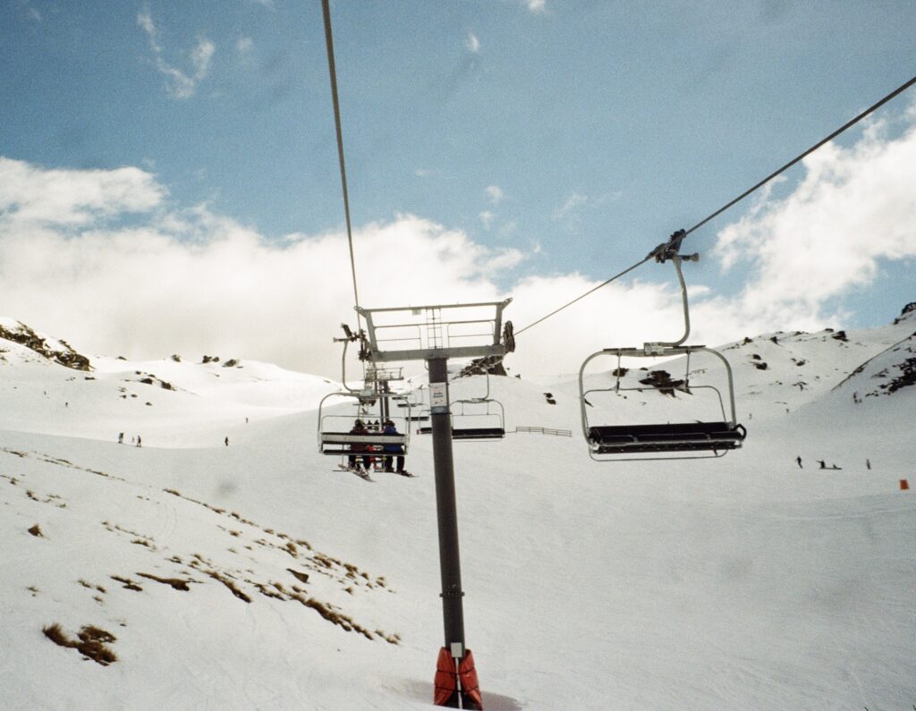 Cardrona ski shuttle
